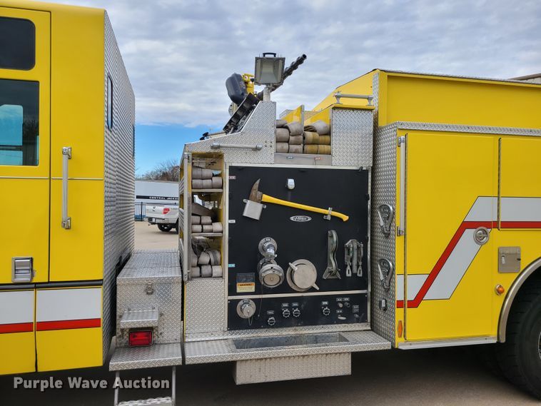 image for item DJ1517 1999 Pierce  fire truck