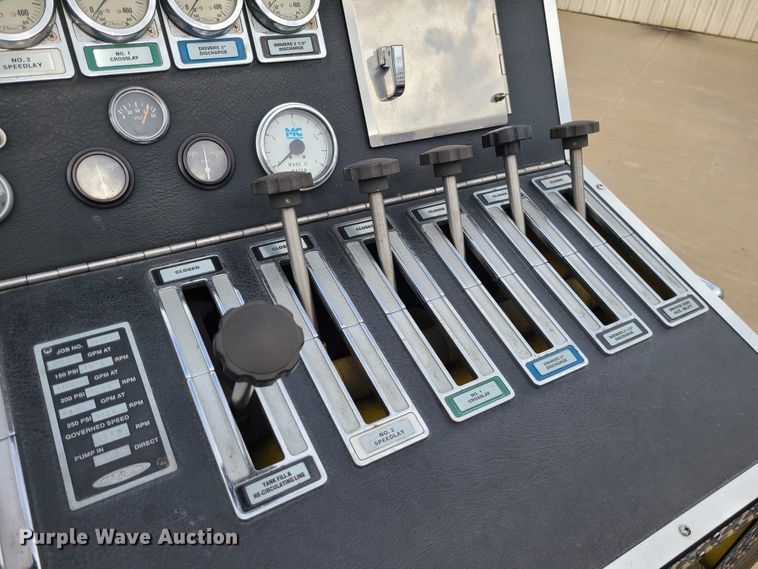 image for item DJ1517 1999 Pierce  fire truck