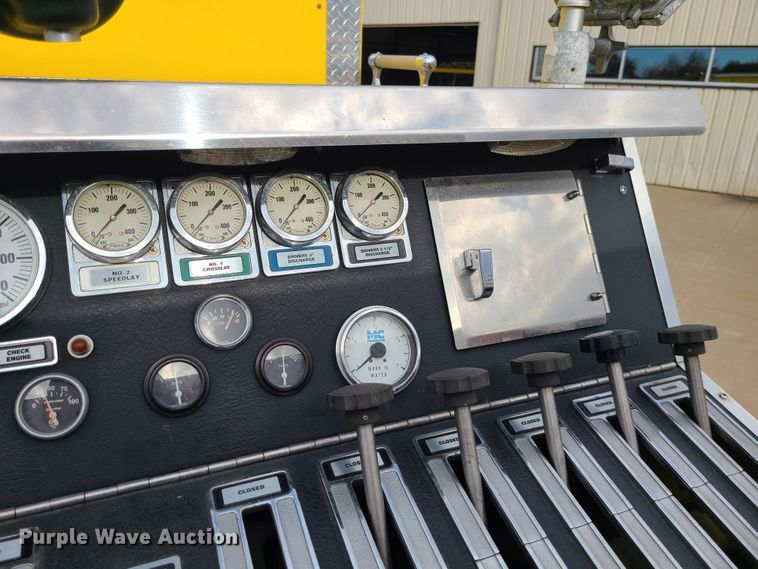 image for item DJ1517 1999 Pierce  fire truck