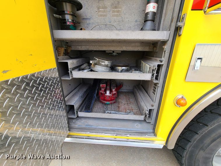 image for item DJ1517 1999 Pierce  fire truck