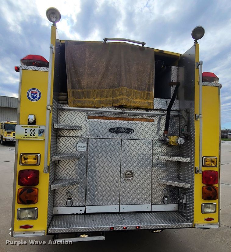 image for item DJ1517 1999 Pierce  fire truck