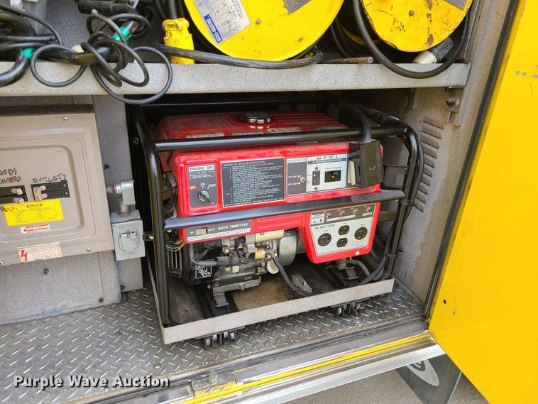 image for item DJ1517 1999 Pierce  fire truck