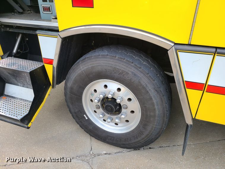 image for item DJ1517 1999 Pierce  fire truck