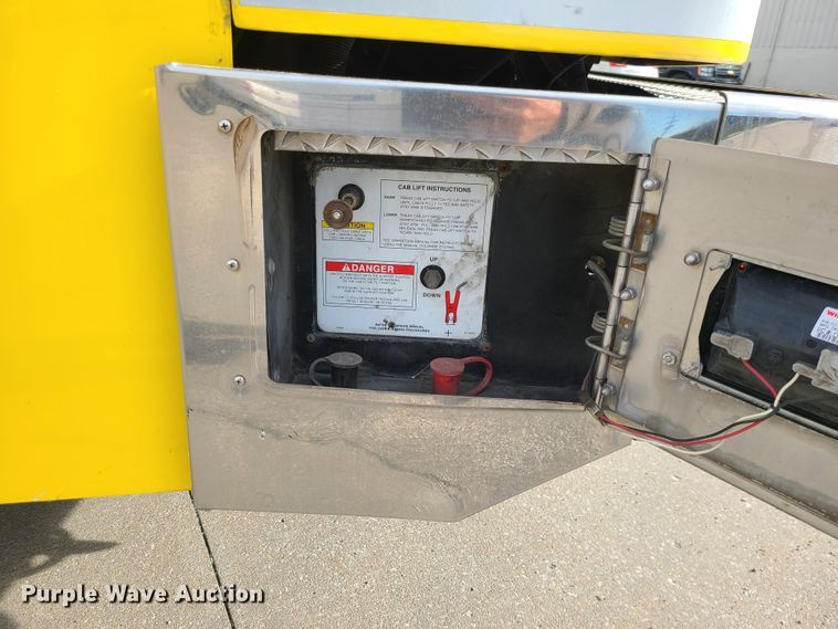 image for item DJ1517 1999 Pierce  fire truck