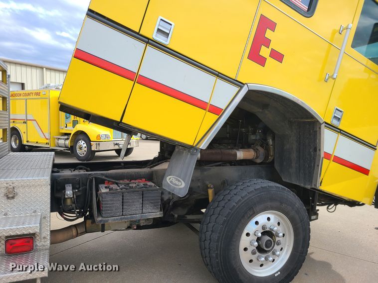 image for item DJ1517 1999 Pierce  fire truck