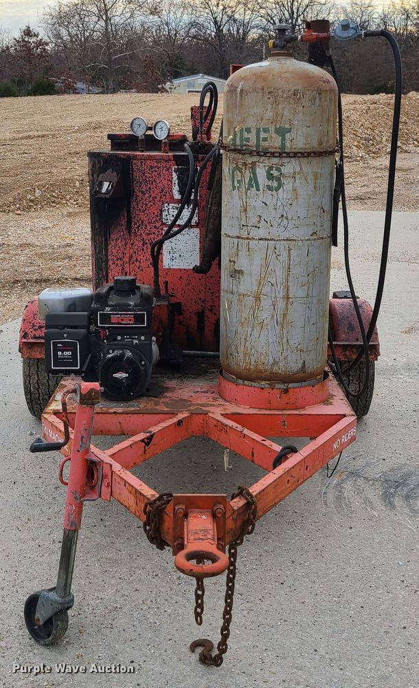 image for item DJ1586 Crafco EZ Pour 50  melter applicator