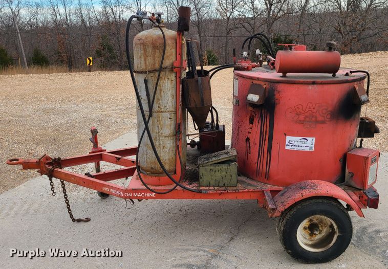 image for item DJ1586 Crafco EZ Pour 50  melter applicator