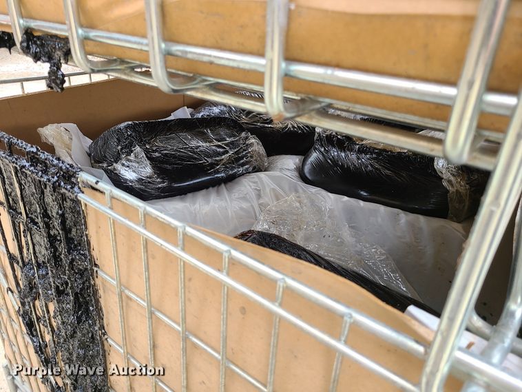 image for item DJ1586 Crafco EZ Pour 50  melter applicator