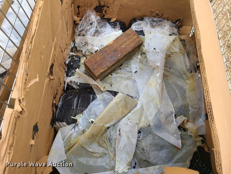 image for item DJ1586 Crafco EZ Pour 50  melter applicator