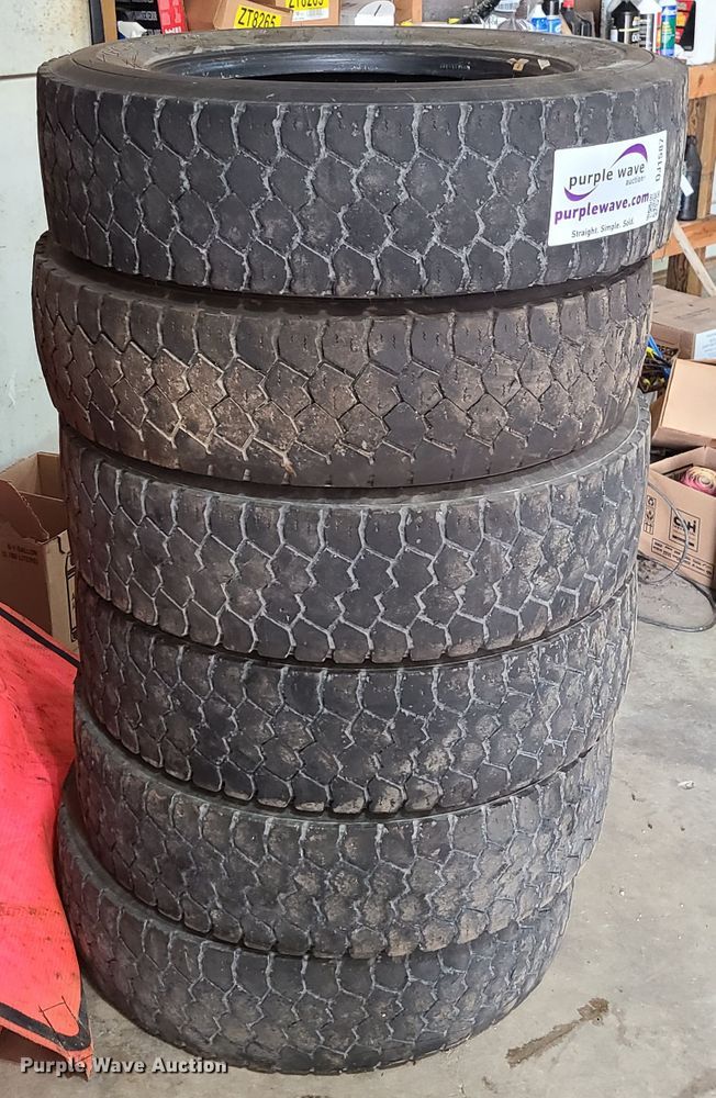 image for item DJ1587 (6) Goodyear 225/70R19.5 tires