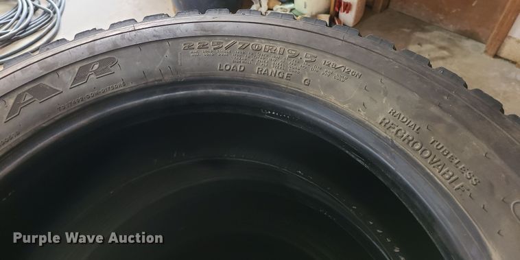 image for item DJ1587 (6) Goodyear 225/70R19.5 tires