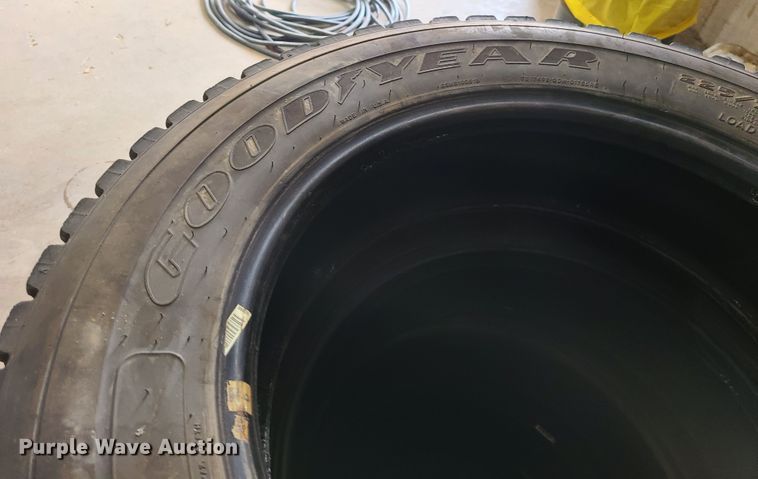 image for item DJ1587 (6) Goodyear 225/70R19.5 tires