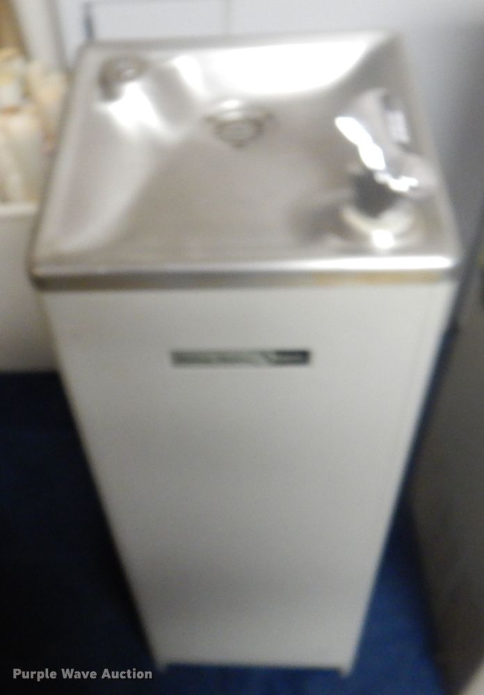 image for item DJ3751 (5) water fountains