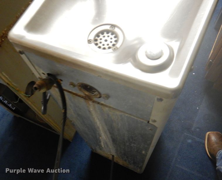 image for item DJ3751 (5) water fountains