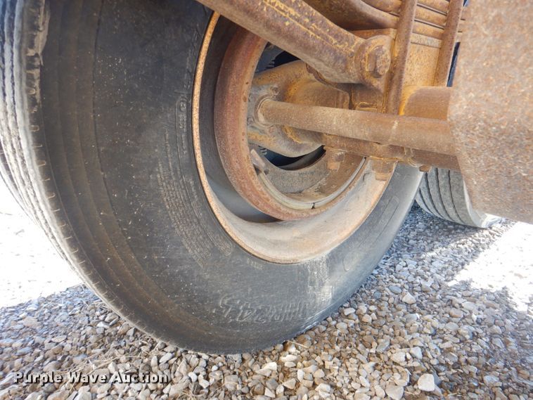 image for item DK1363 2009 Corn Belt S-3002  bottom dump trailer