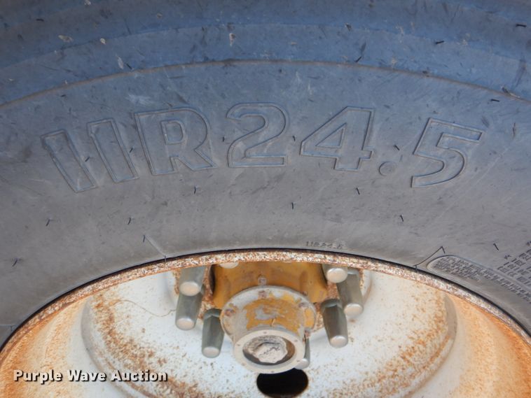 image for item DK1363 2009 Corn Belt S-3002  bottom dump trailer