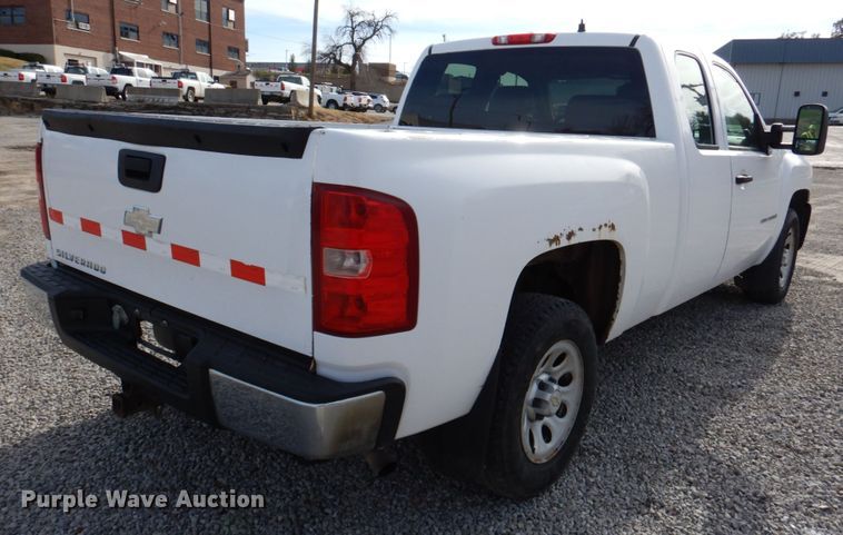 image for item DK1401 2009 Chevrolet Silverado 1500  Ext. Cab pickup truck