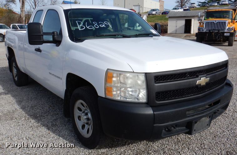 image for item DK1401 2009 Chevrolet Silverado 1500  Ext. Cab pickup truck