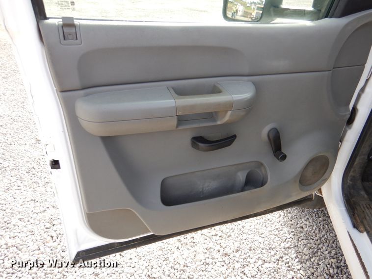 image for item DK1401 2009 Chevrolet Silverado 1500  Ext. Cab pickup truck