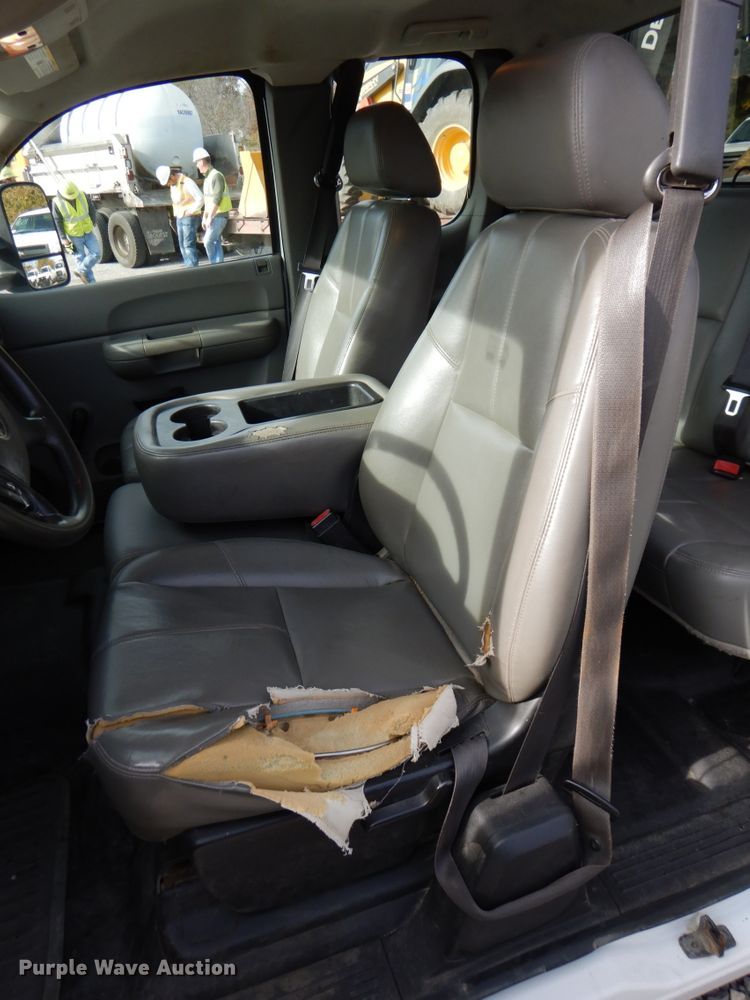 image for item DK1401 2009 Chevrolet Silverado 1500  Ext. Cab pickup truck