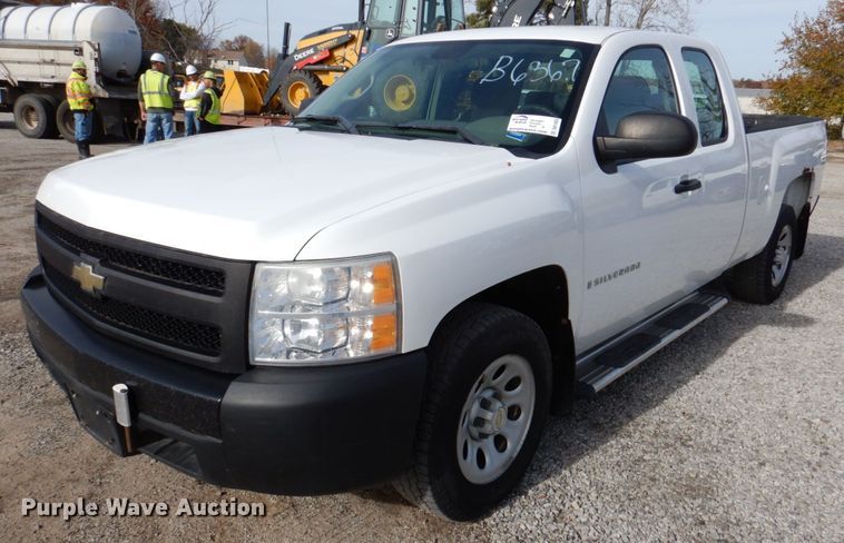 image for item DK1403 2008 Chevrolet Silverado 1500  Ext. Cab pickup truck