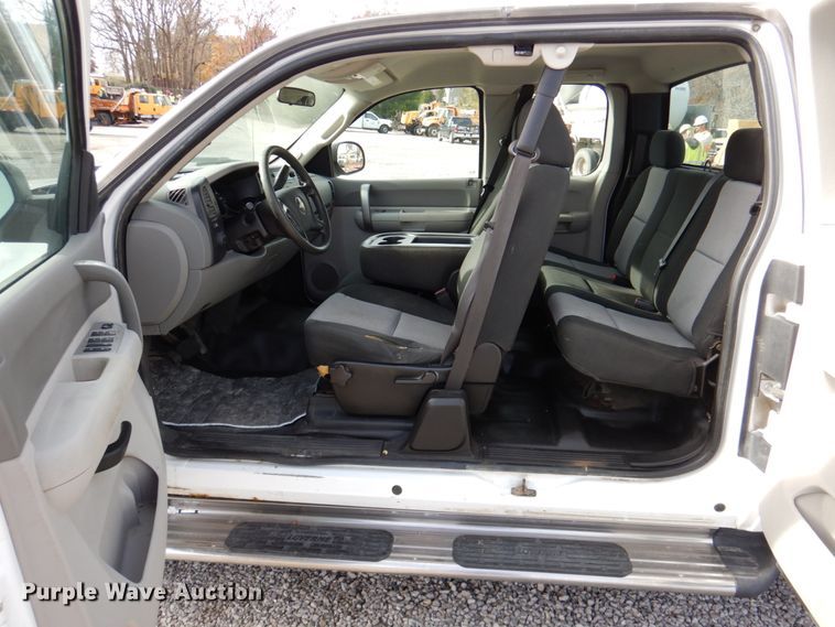image for item DK1403 2008 Chevrolet Silverado 1500  Ext. Cab pickup truck