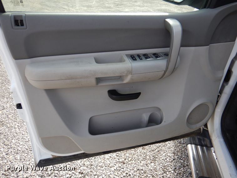 image for item DK1403 2008 Chevrolet Silverado 1500  Ext. Cab pickup truck