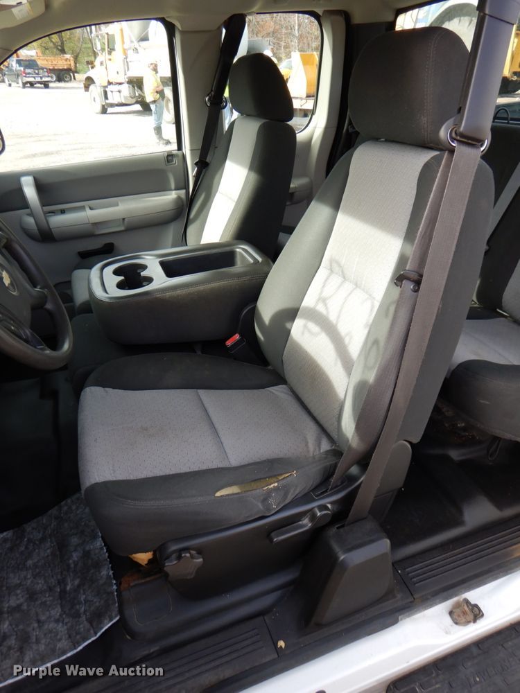 image for item DK1403 2008 Chevrolet Silverado 1500  Ext. Cab pickup truck