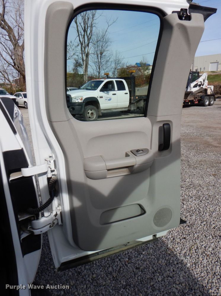 image for item DK1403 2008 Chevrolet Silverado 1500  Ext. Cab pickup truck