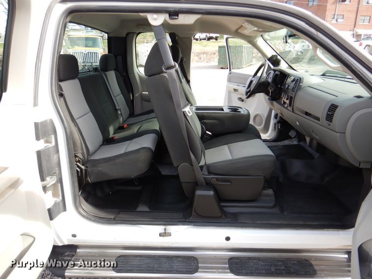 image for item DK1403 2008 Chevrolet Silverado 1500  Ext. Cab pickup truck
