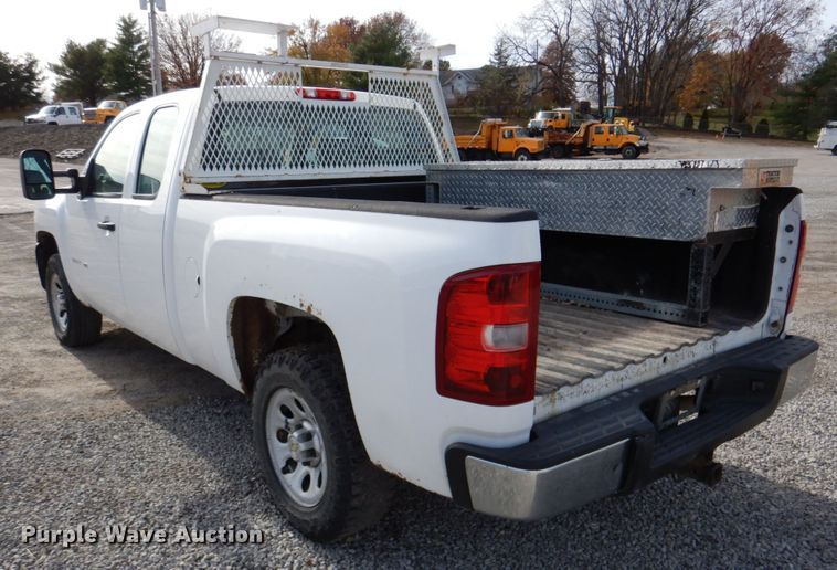 image for item DK1404 2011 Chevrolet Silverado 1500  Ext. Cab pickup truck