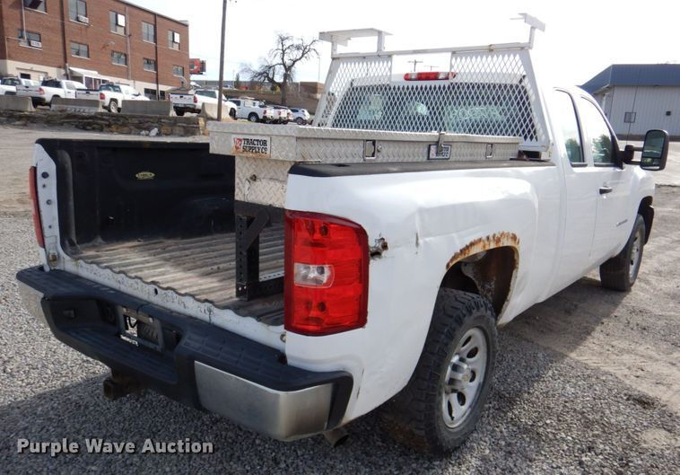 image for item DK1404 2011 Chevrolet Silverado 1500  Ext. Cab pickup truck