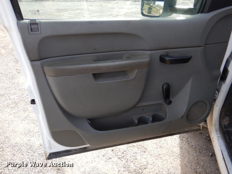 image for item DK1404 2011 Chevrolet Silverado 1500  Ext. Cab pickup truck