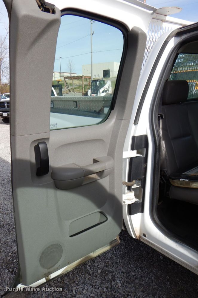 image for item DK1404 2011 Chevrolet Silverado 1500  Ext. Cab pickup truck