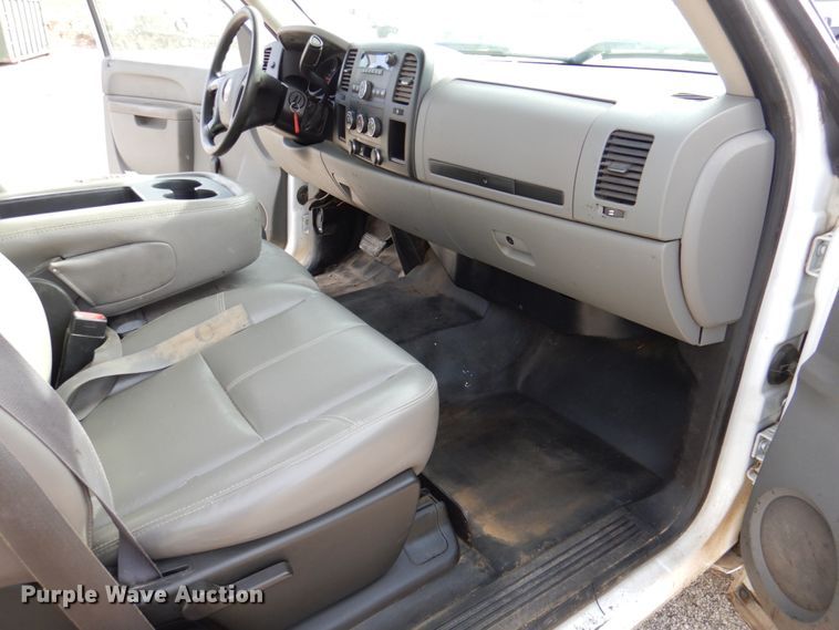 image for item DK1404 2011 Chevrolet Silverado 1500  Ext. Cab pickup truck