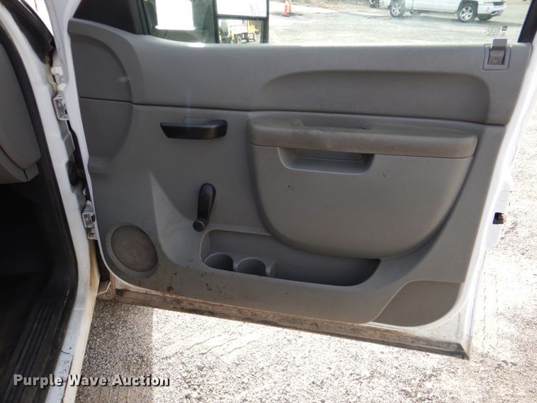 image for item DK1404 2011 Chevrolet Silverado 1500  Ext. Cab pickup truck