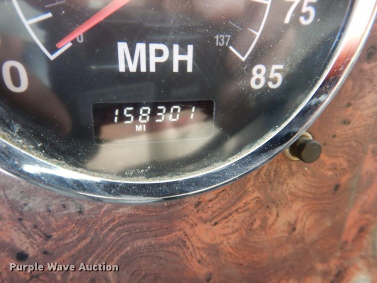 image for item DK1410 2003 International 5500i  dump truck