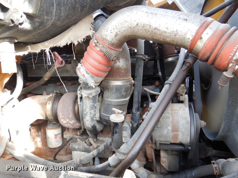 image for item DK1410 2003 International 5500i  dump truck