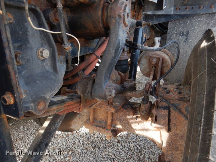 image for item DK1410 2003 International 5500i  dump truck