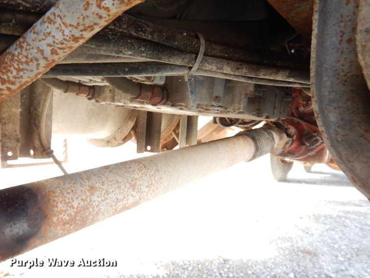 image for item DK1410 2003 International 5500i  dump truck