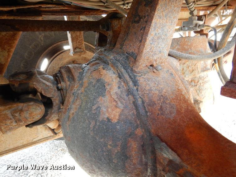 image for item DK1410 2003 International 5500i  dump truck