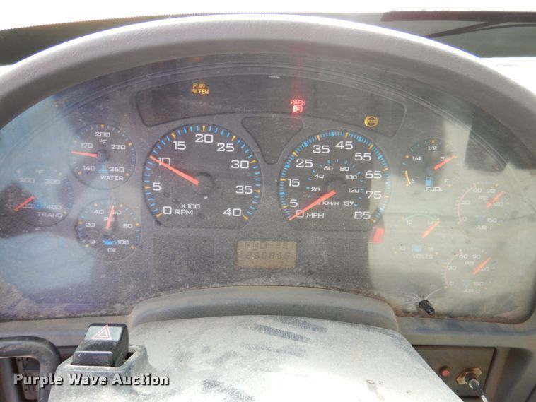 image for item DK1411 2007 International 7400  dump truck