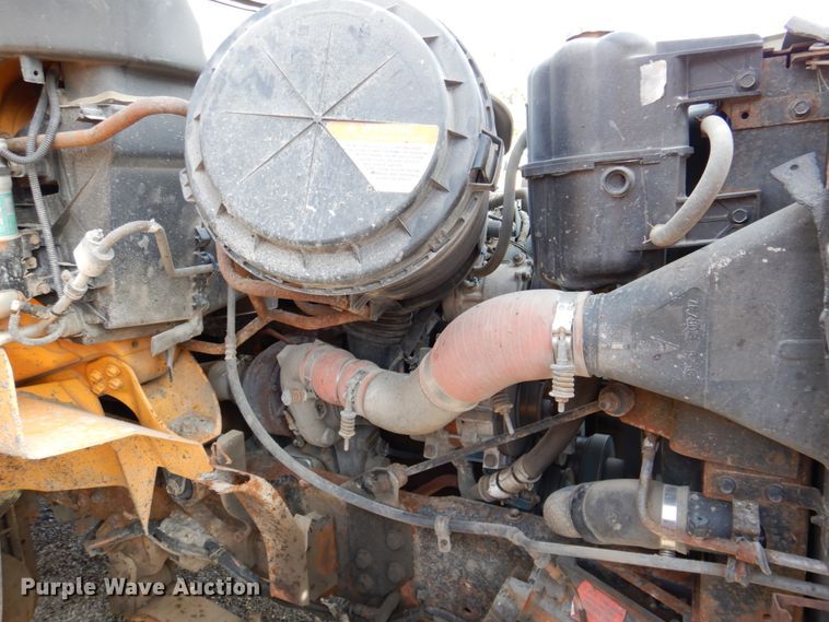 image for item DK1411 2007 International 7400  dump truck