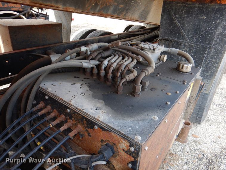 image for item DK1411 2007 International 7400  dump truck