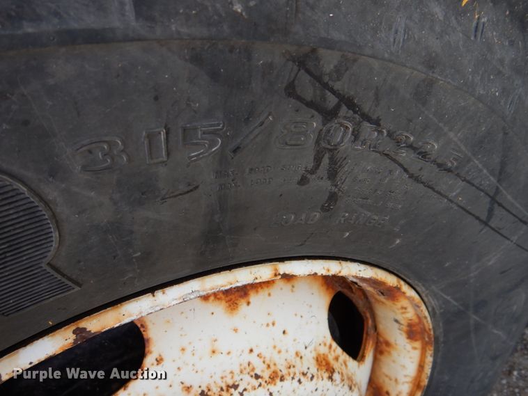 image for item DK1411 2007 International 7400  dump truck