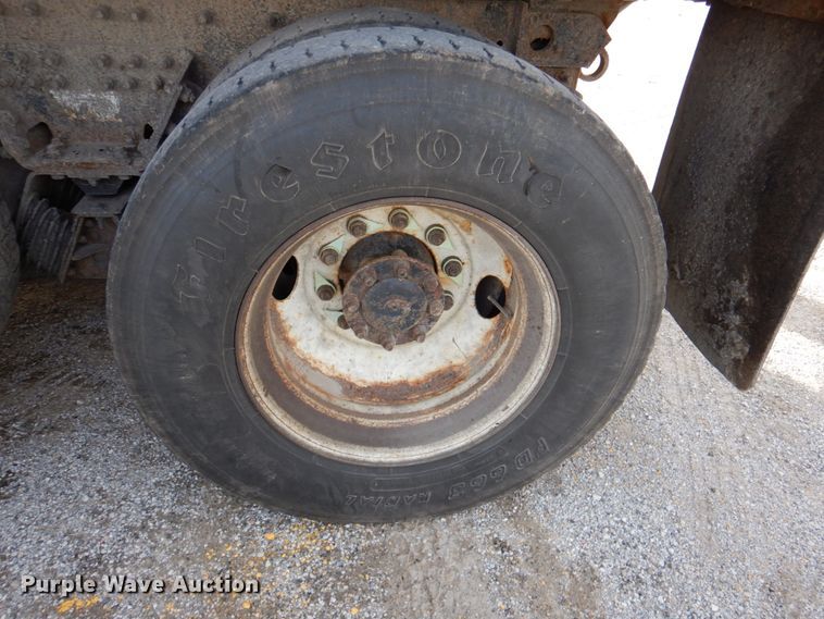 image for item DK1411 2007 International 7400  dump truck