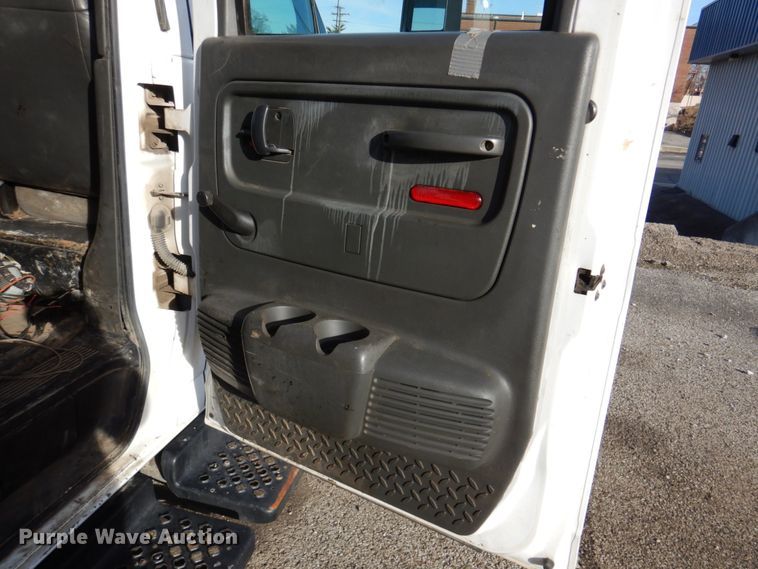 image for item DK1413 2008 Chevrolet C4500  dump truck