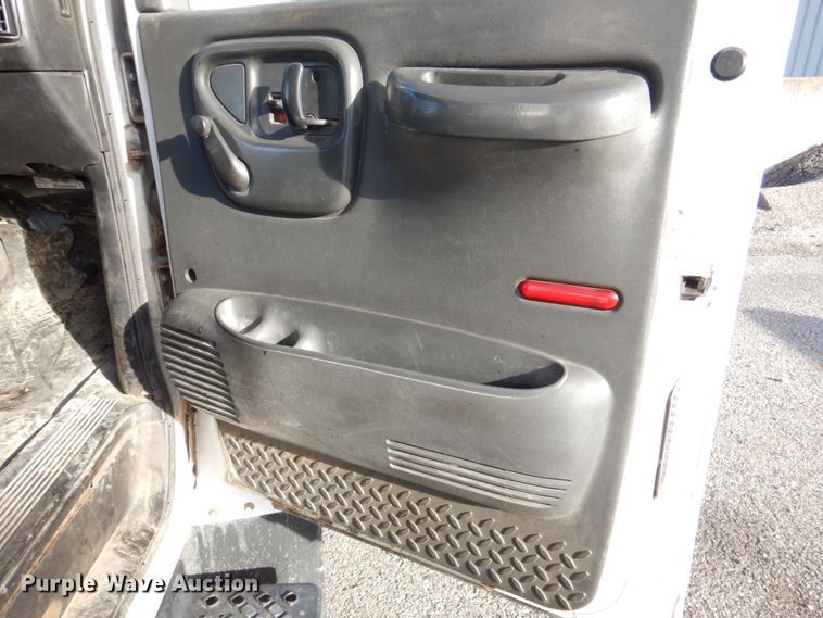 image for item DK1413 2008 Chevrolet C4500  dump truck