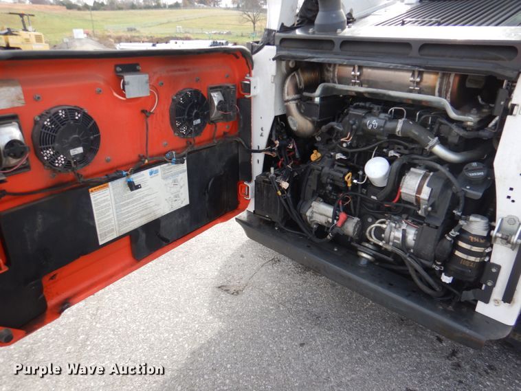 image for item DK1416 2019 Bobcat T870  tracked skid steer loader