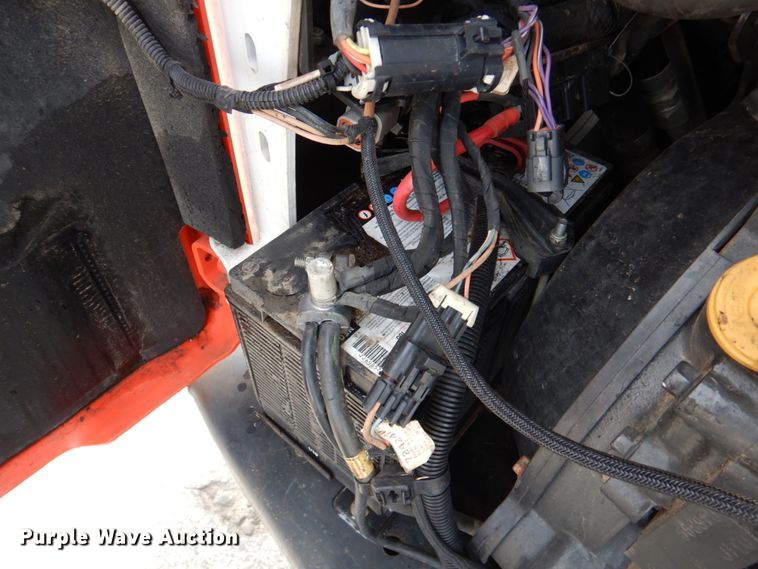 image for item DK1416 2019 Bobcat T870  tracked skid steer loader